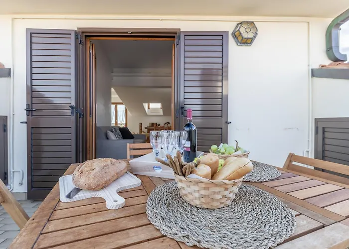 Italian Experience- Altomare Porto SantʼElpidio