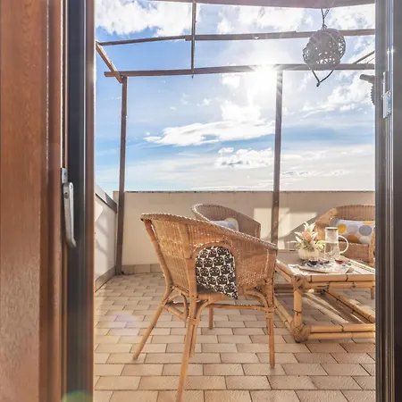 Italian Experience- Altomare Porto SantʼElpidio