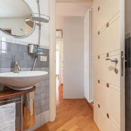 Italian Experience- Altomare Daire *