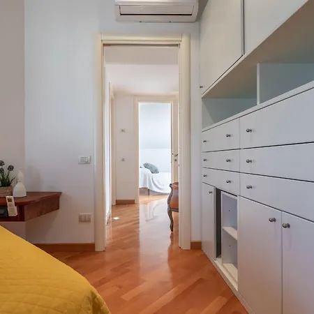 Italian Experience- Altomare Apartman