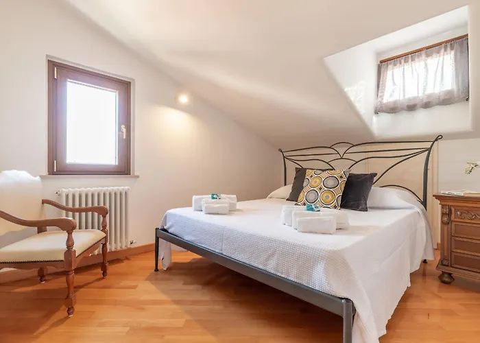 Italian Experience- Altomare Porto SantʼElpidio